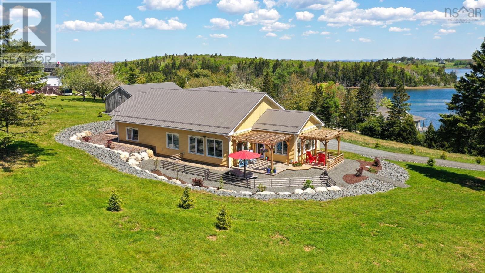 207 Hebb Point Road, Heckmans Island, Nova Scotia  B0J 2C0 - Photo 8 - 202604329