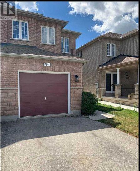 7247 Lowville Heights, Mississauga, Ontario  L5N 8L3 - Photo 3 - W12869842