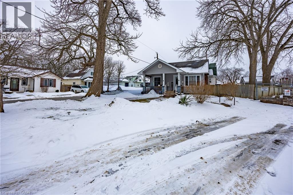 17 James Street, Simcoe, Ontario  N3Y 1E1 - Photo 3 - 40796177