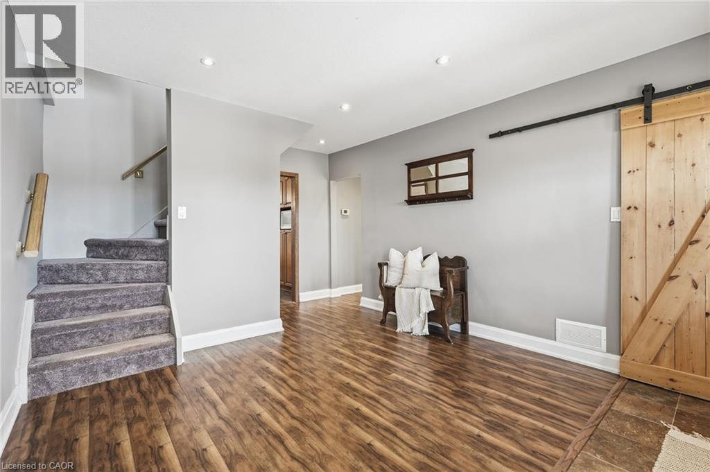 228 Green Road, Stoney Creek, Ontario  L8E 2A5 - Photo 5 - 40804531