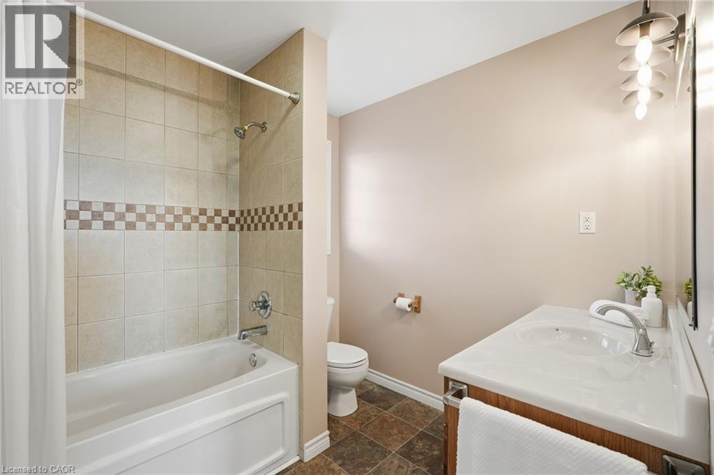 228 Green Road, Stoney Creek, Ontario  L8E 2A5 - Photo 29 - 40804531