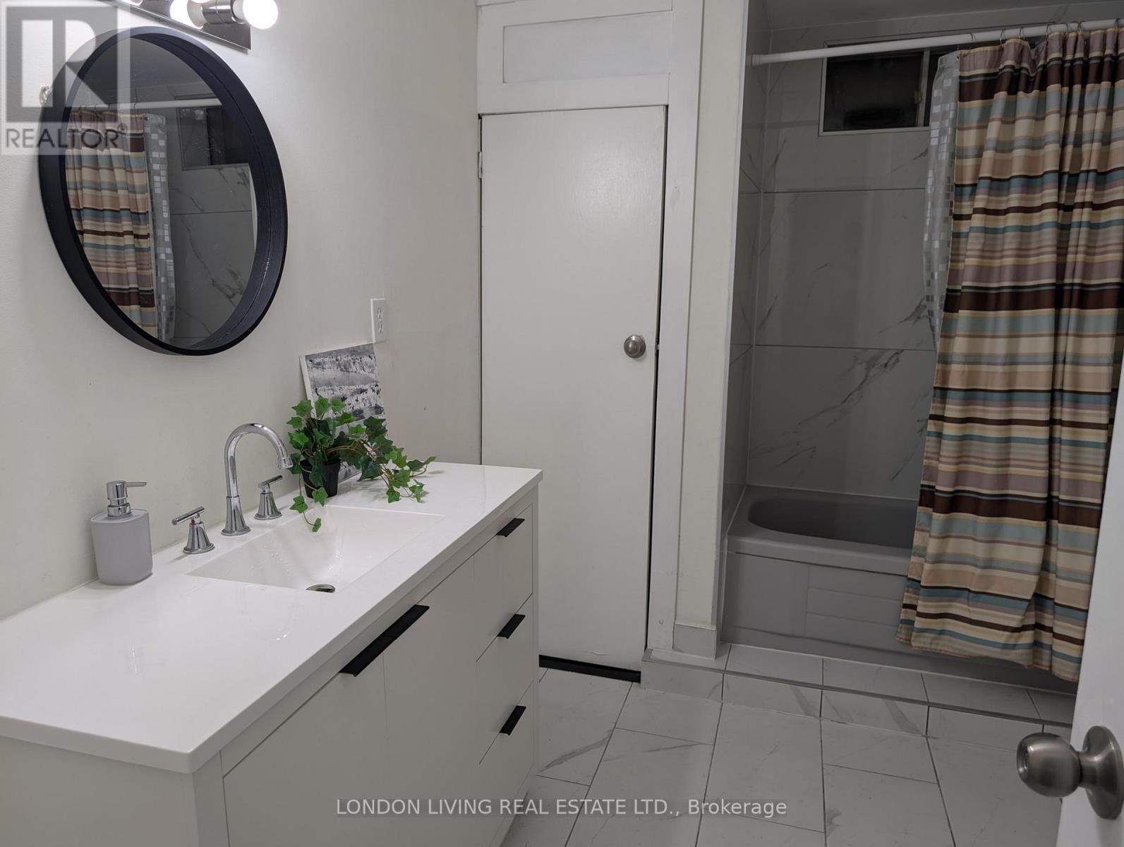 20 Edgemere Crescent, London South, Ontario  N5Z 4M5 - Photo 13 - X12870712