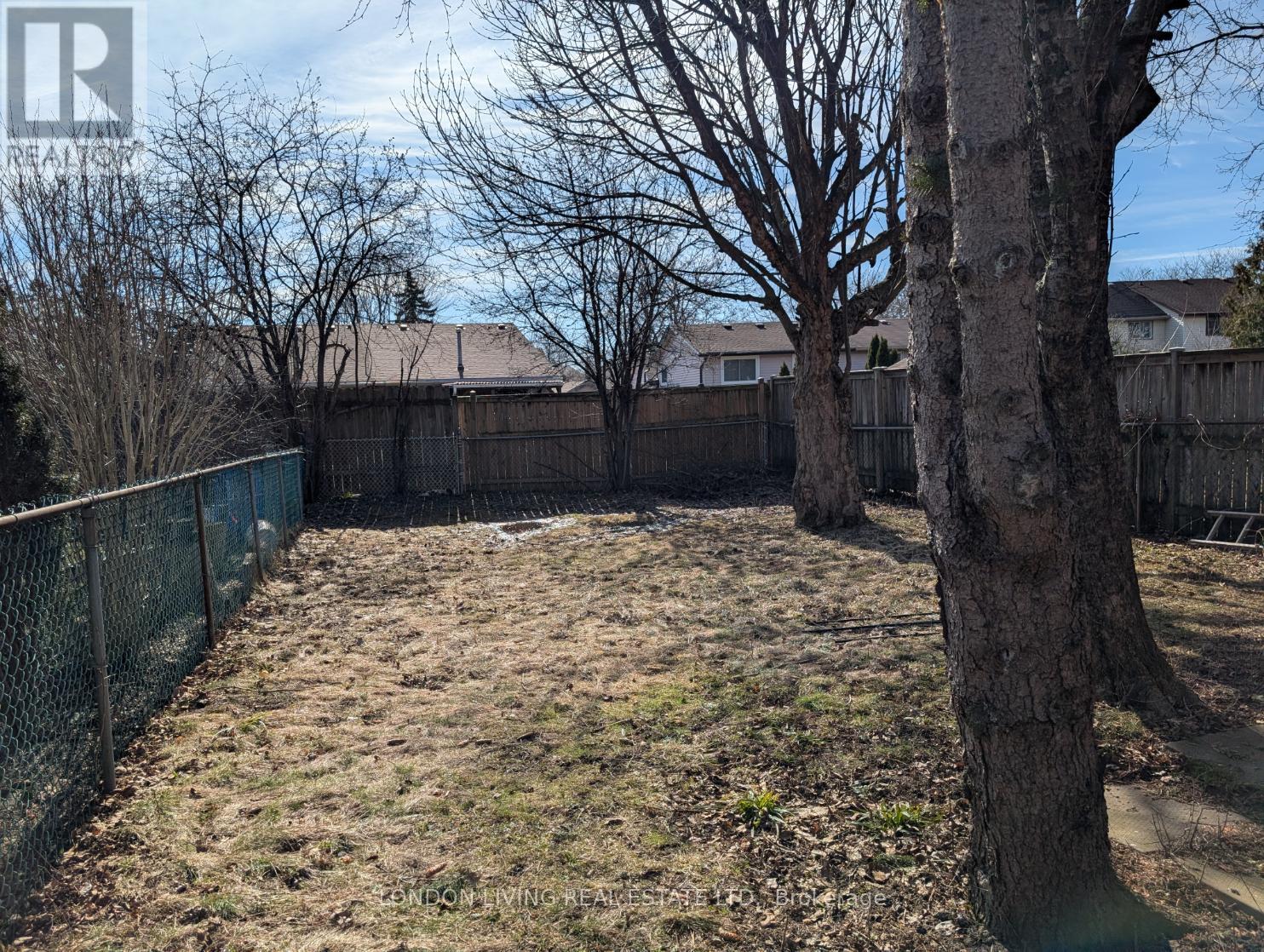 20 Edgemere Crescent, London South, Ontario  N5Z 4M5 - Photo 19 - X12870712