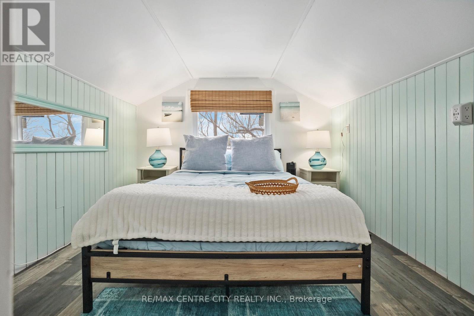 348 Erie Street, Central Elgin, Ontario  N5L 1E3 - Photo 24 - X12870744