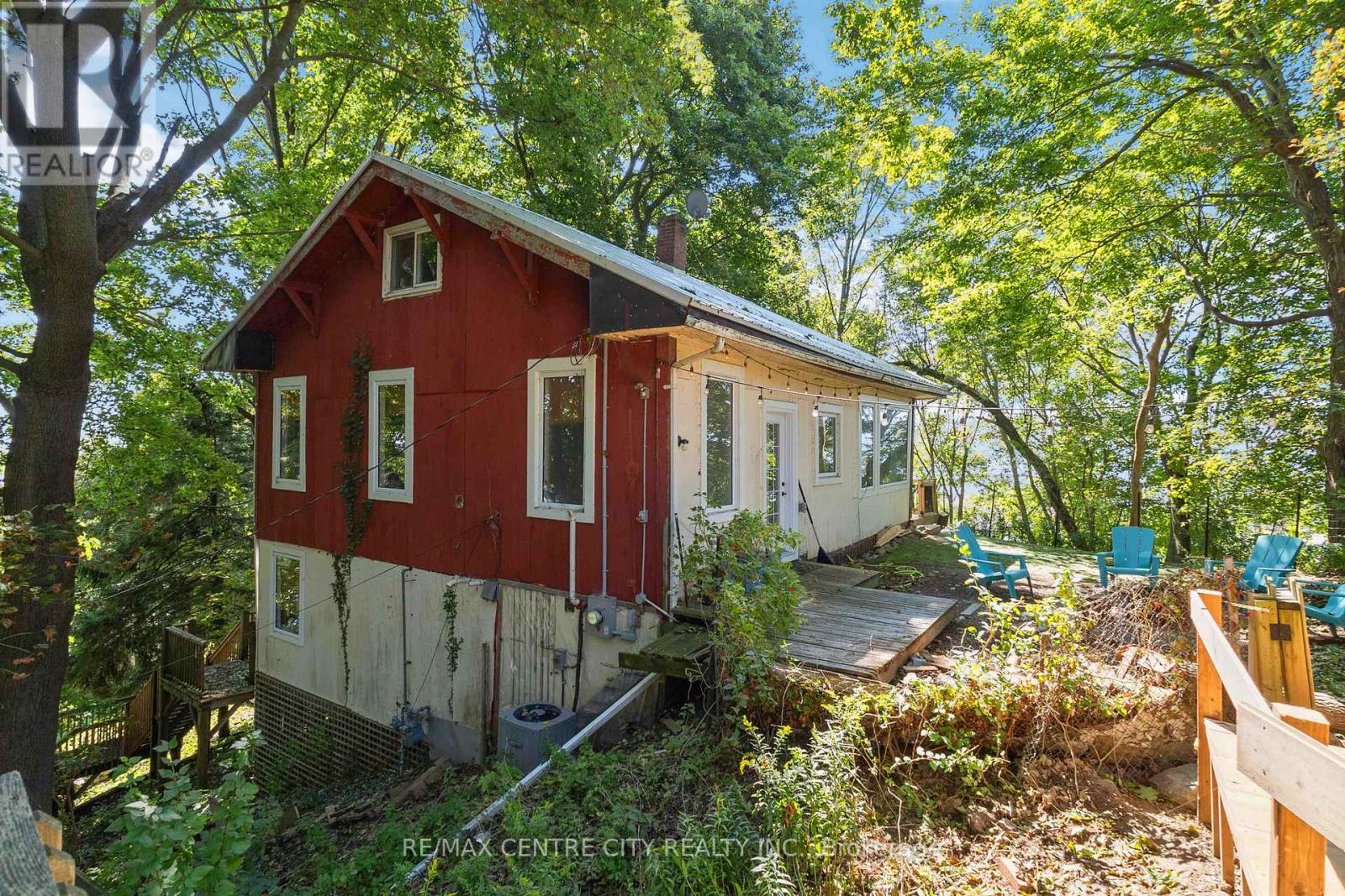 348 Erie Street, Central Elgin, Ontario  N5L 1E3 - Photo 37 - X12870744