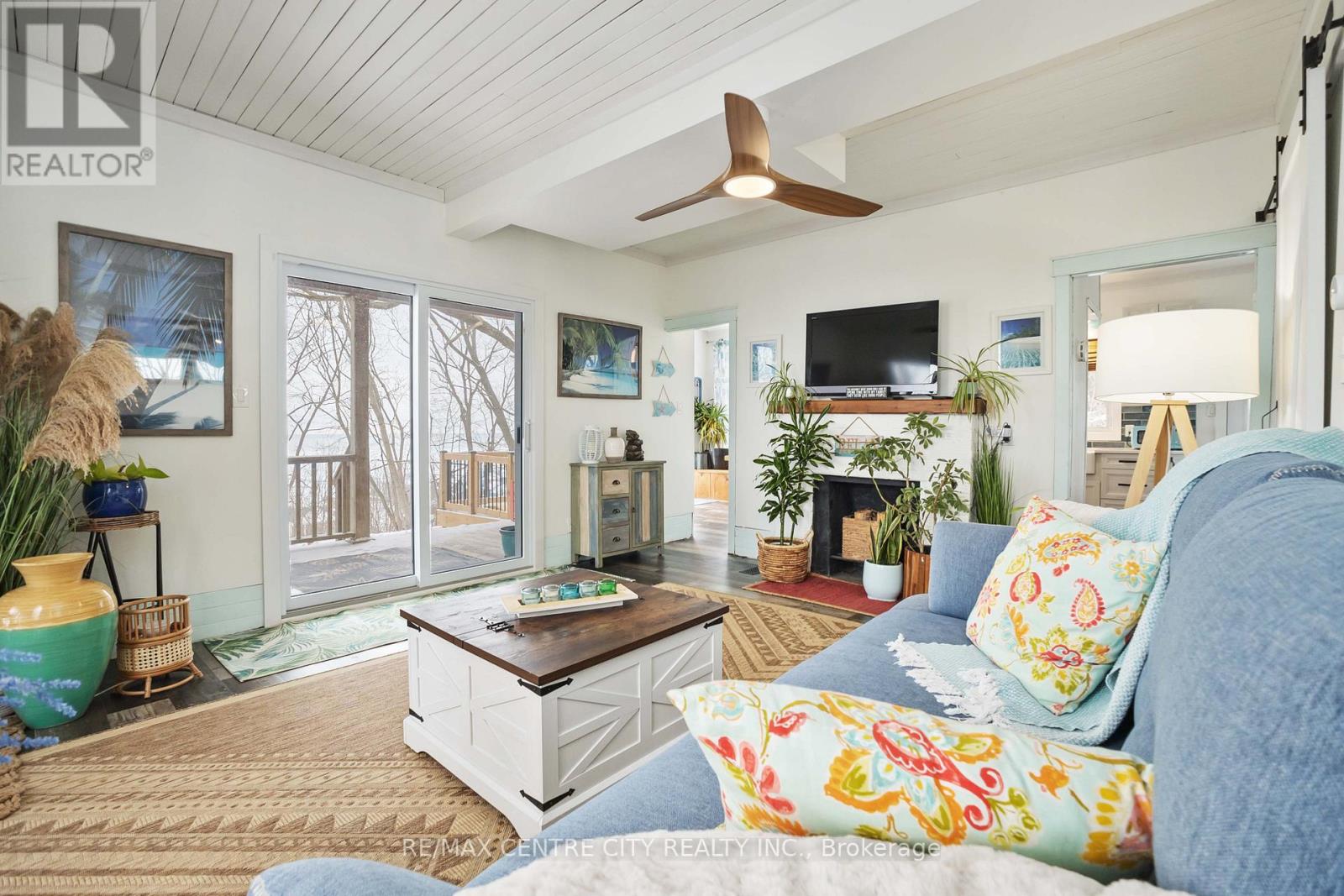 348 Erie Street, Central Elgin, Ontario  N5L 1E3 - Photo 4 - X12870744