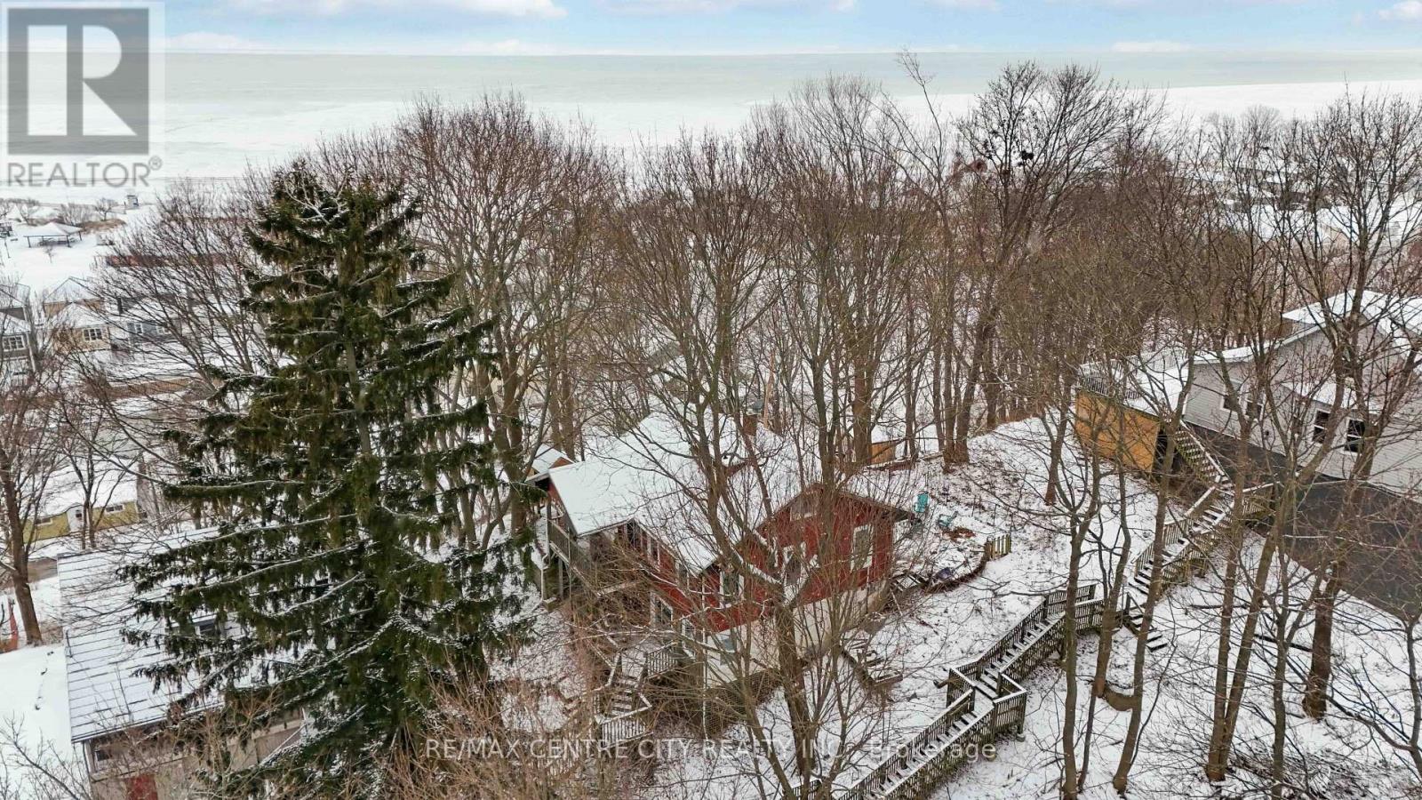 348 Erie Street, Central Elgin, Ontario  N5L 1E3 - Photo 40 - X12870744