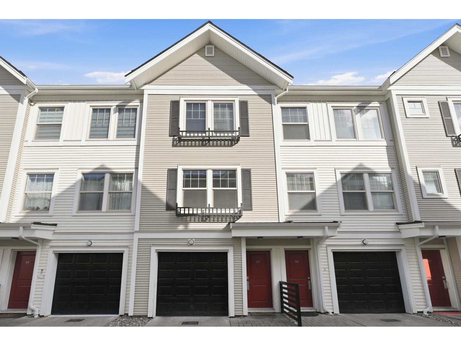 97 32633 Simon Avenue, Abbotsford, British Columbia  V2T 0G9 - Photo 2 - R3097954