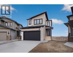 241 Blackwolf Place N, Lethbridge, Alberta
