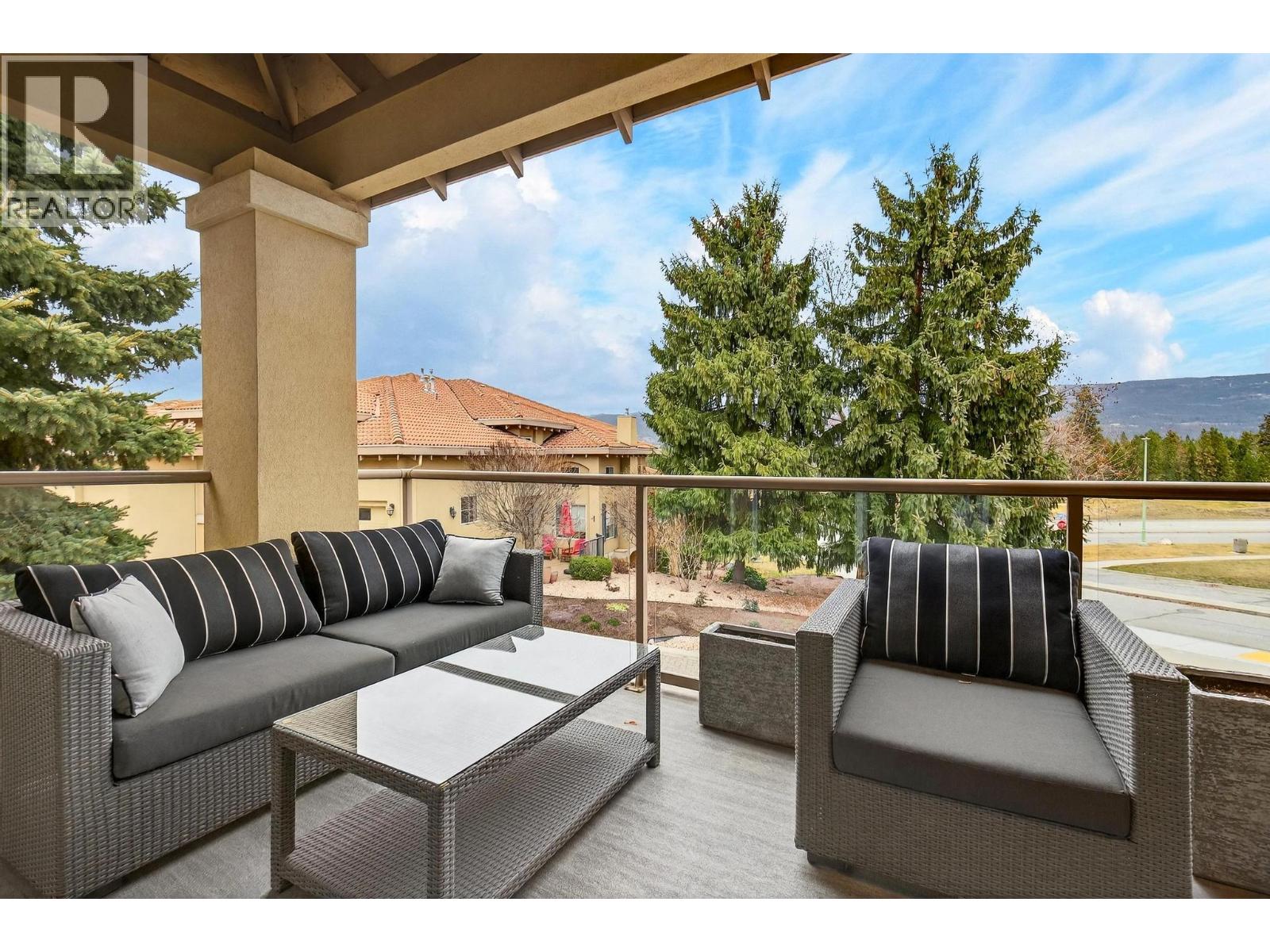 2298 Country Club Drive, Kelowna, British Columbia  V1V 2M6 - Photo 14 - 10377976