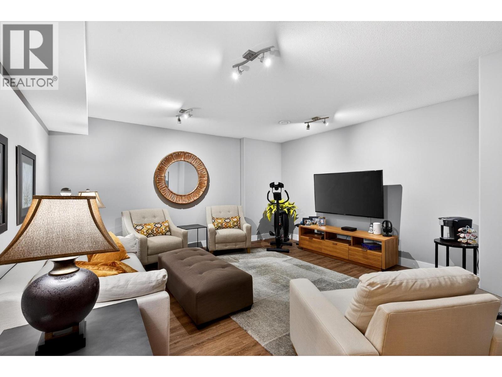 2298 Country Club Drive, Kelowna, British Columbia  V1V 2M6 - Photo 30 - 10377976