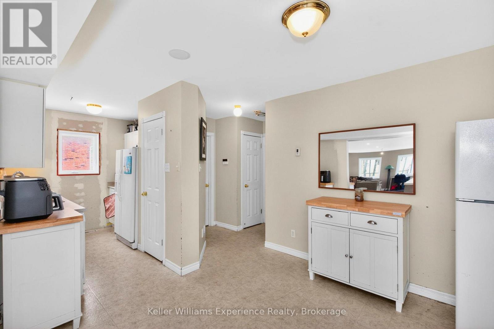 798 Midland Point Road, Midland, Ontario  L4R 5G2 - Photo 6 - S12870822