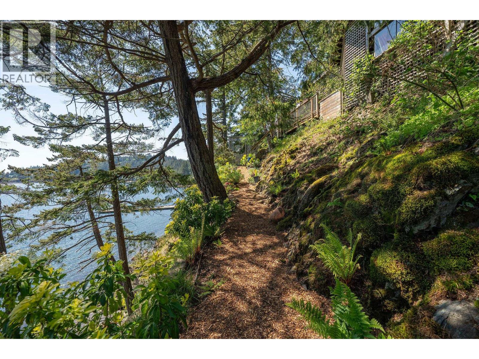 1477 Cleator Road, Bowen Island, British Columbia  V0N 1G1 - Photo 31 - R3098623