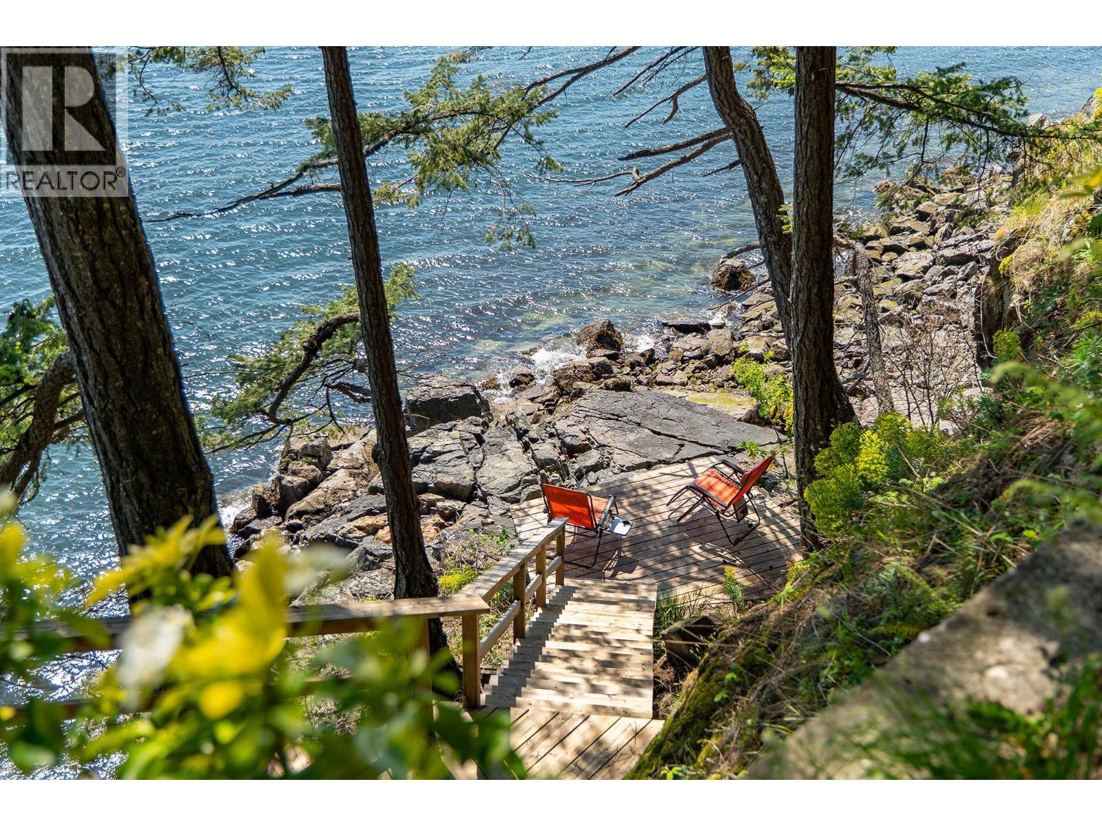 1477 Cleator Road, Bowen Island, British Columbia  V0N 1G1 - Photo 33 - R3098623