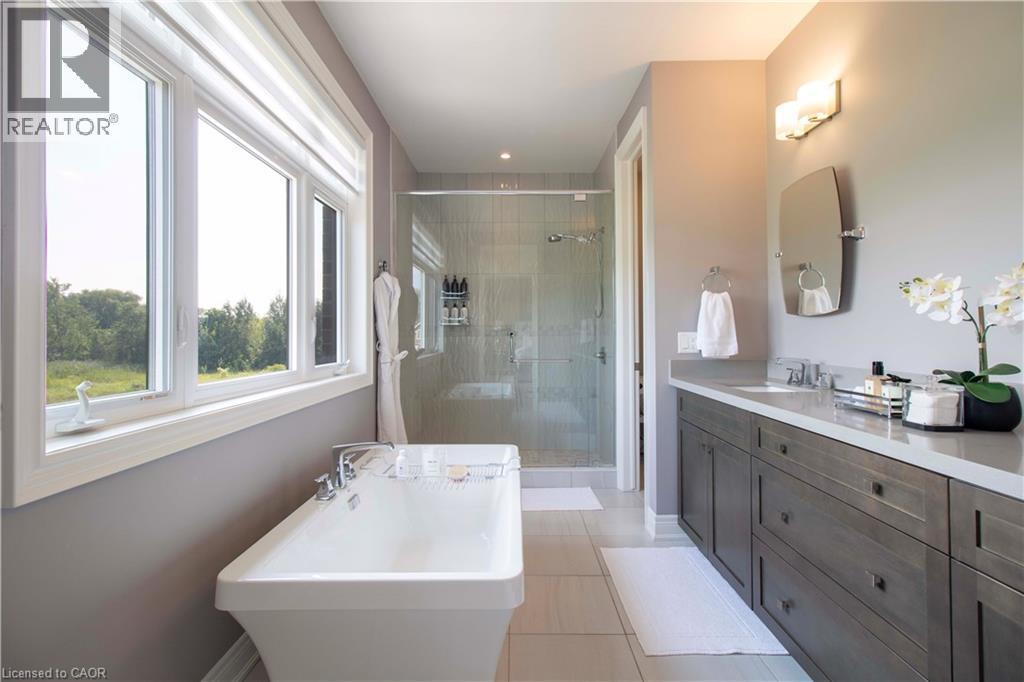 19 Secinaro Avenue, Ancaster, Ontario  L9G 0C6 - Photo 26 - 40811434