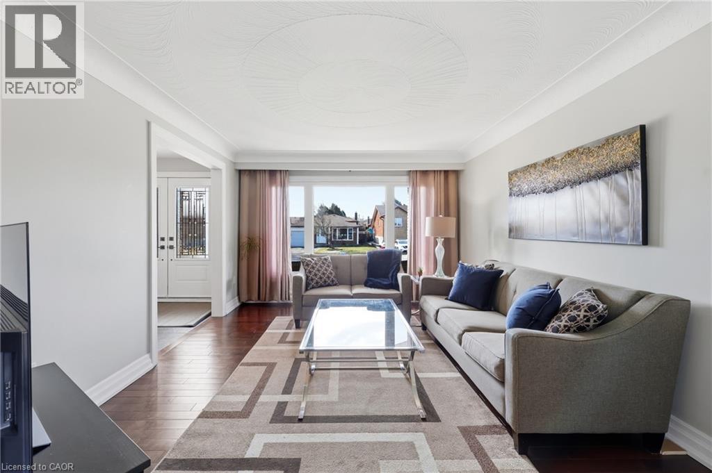 14 Atkins Drive, Hamilton, Ontario  L9C 6S1 - Photo 13 - 40811396