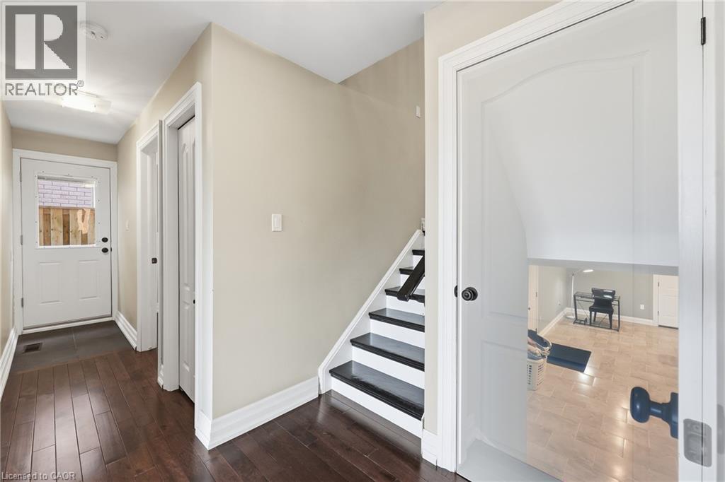 14 Atkins Drive, Hamilton, Ontario  L9C 6S1 - Photo 25 - 40811396