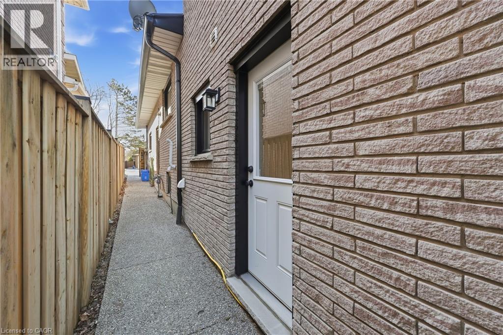 14 Atkins Drive, Hamilton, Ontario  L9C 6S1 - Photo 38 - 40811396