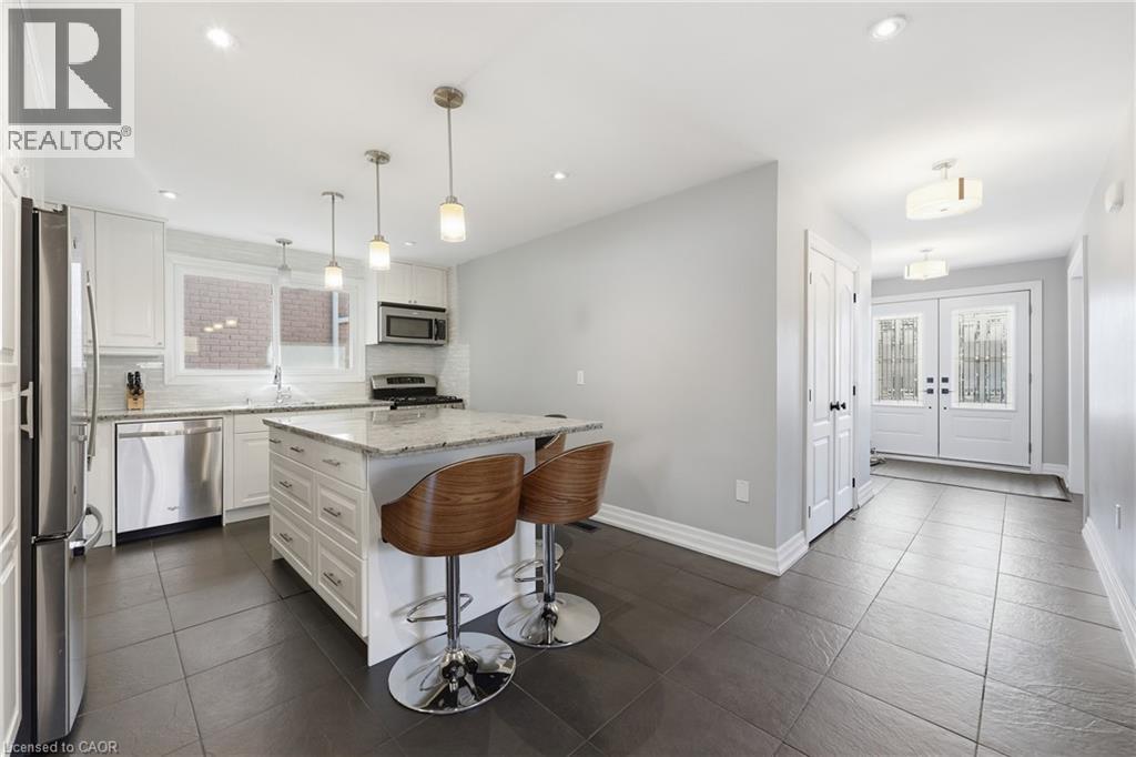 14 Atkins Drive, Hamilton, Ontario  L9C 6S1 - Photo 7 - 40811396