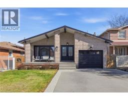 14 ATKINS Drive, Hamilton, Ontario