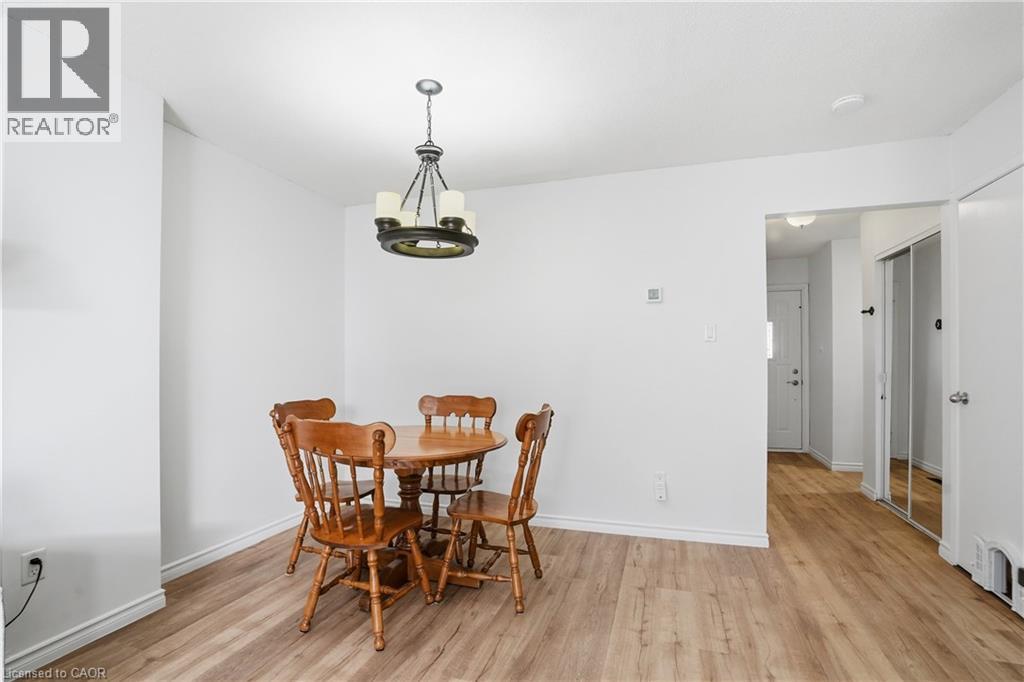 70 Gledhill Crescent, Hamilton, Ontario  L9C 6H4 - Photo 4 - 40811322