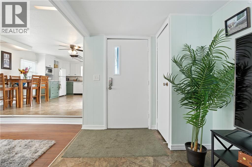 4588 Martha Lane, Beamsville, Ontario  L0R 1B1 - Photo 2 - 40801321