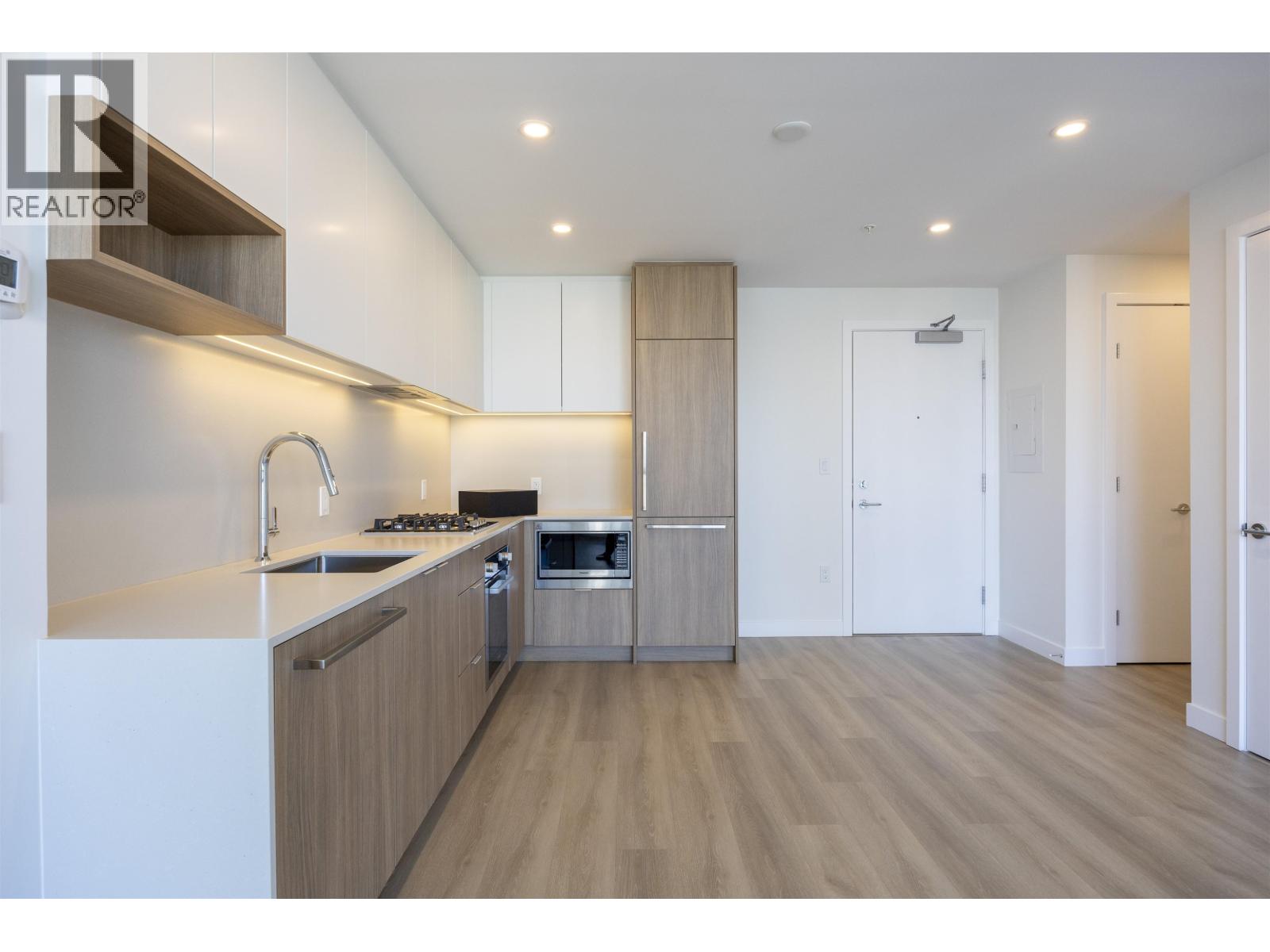 2702 6087 Wilson Avenue, Burnaby, British Columbia  V5H 0M1 - Photo 5 - R3098306