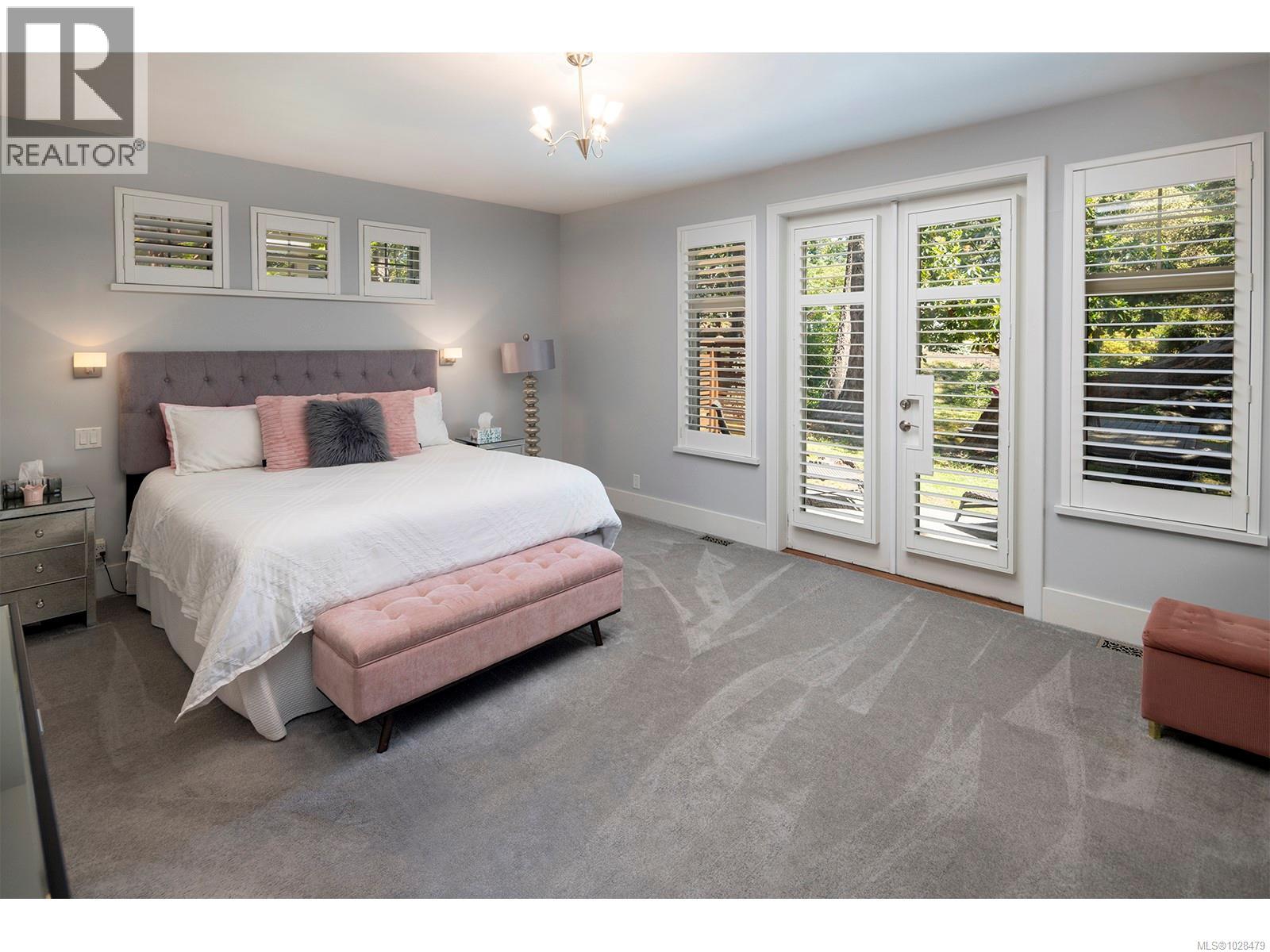 1267 Oceanwood Lane, Saanich, British Columbia  V8X 0A4 - Photo 14 - 1028479