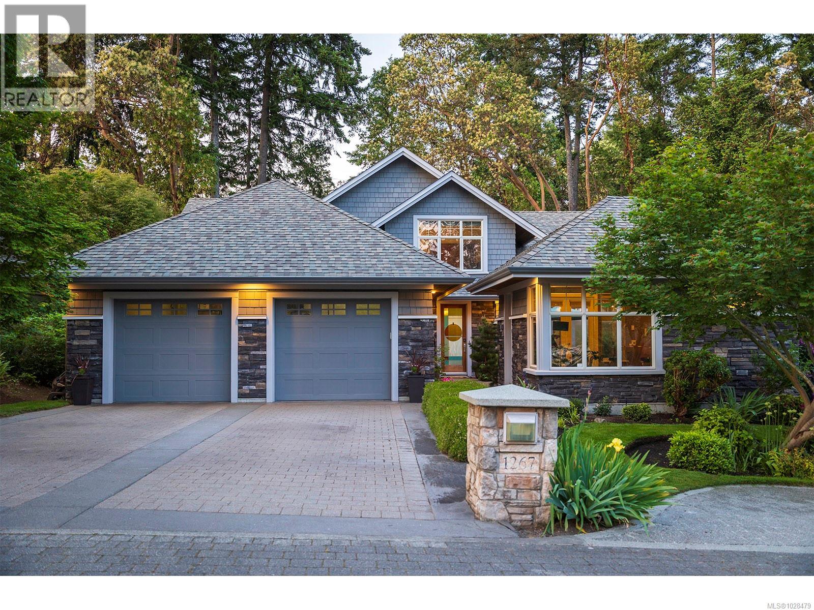 1267 Oceanwood Lane, Saanich, British Columbia
