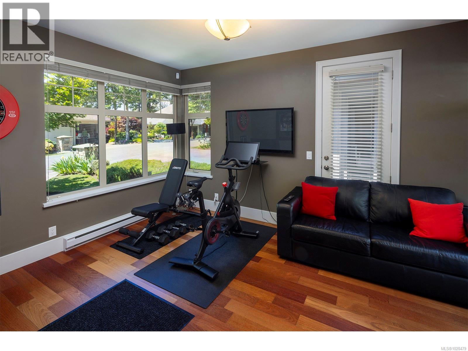 1267 Oceanwood Lane, Saanich, British Columbia  V8X 0A4 - Photo 22 - 1028479