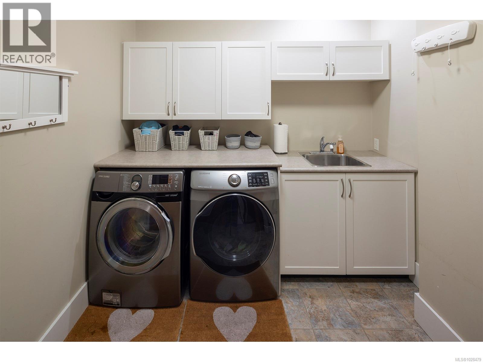 1267 Oceanwood Lane, Saanich, British Columbia  V8X 0A4 - Photo 59 - 1028479