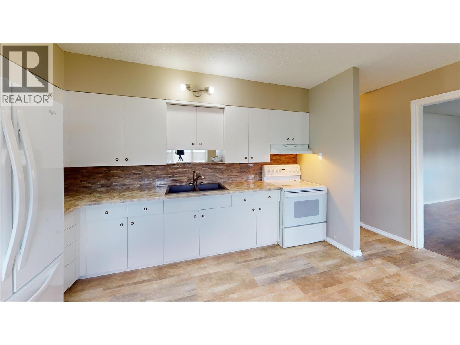 510 12th Avenue N, Creston, British Columbia  V0B 1G5 - Photo 12 - 10377509