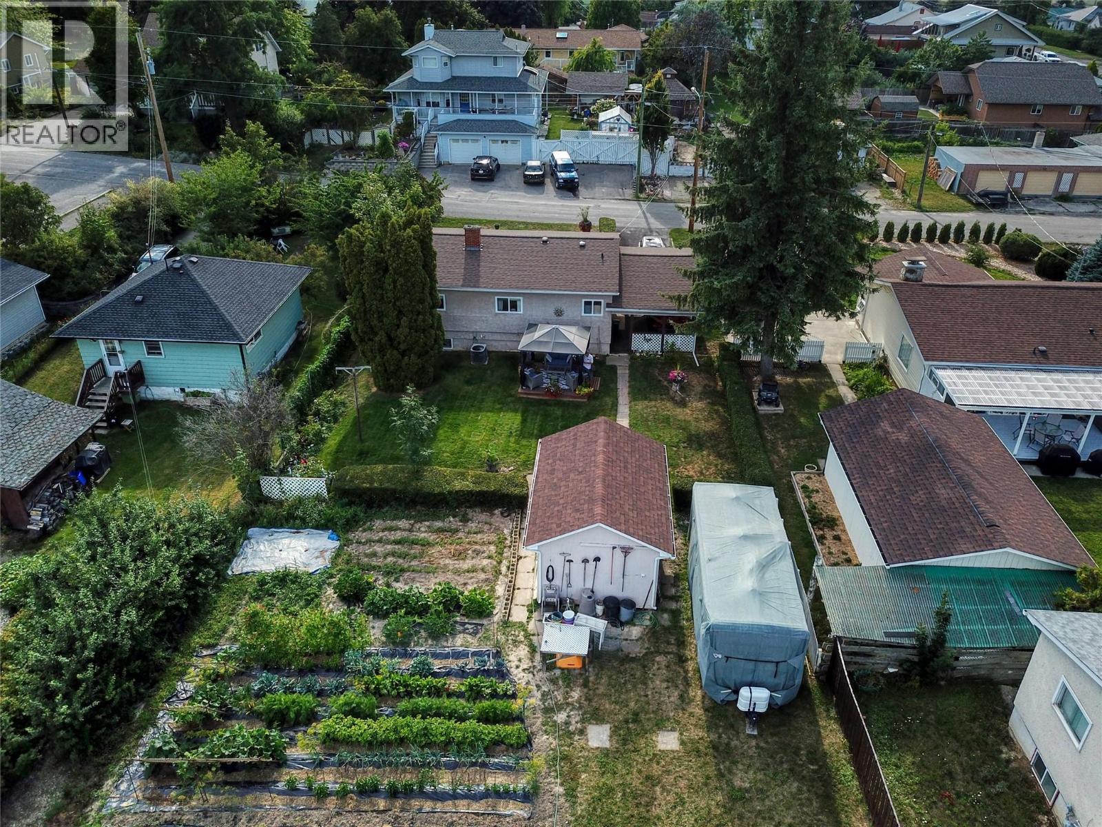 510 12th Avenue N, Creston, British Columbia  V0B 1G5 - Photo 8 - 10377509