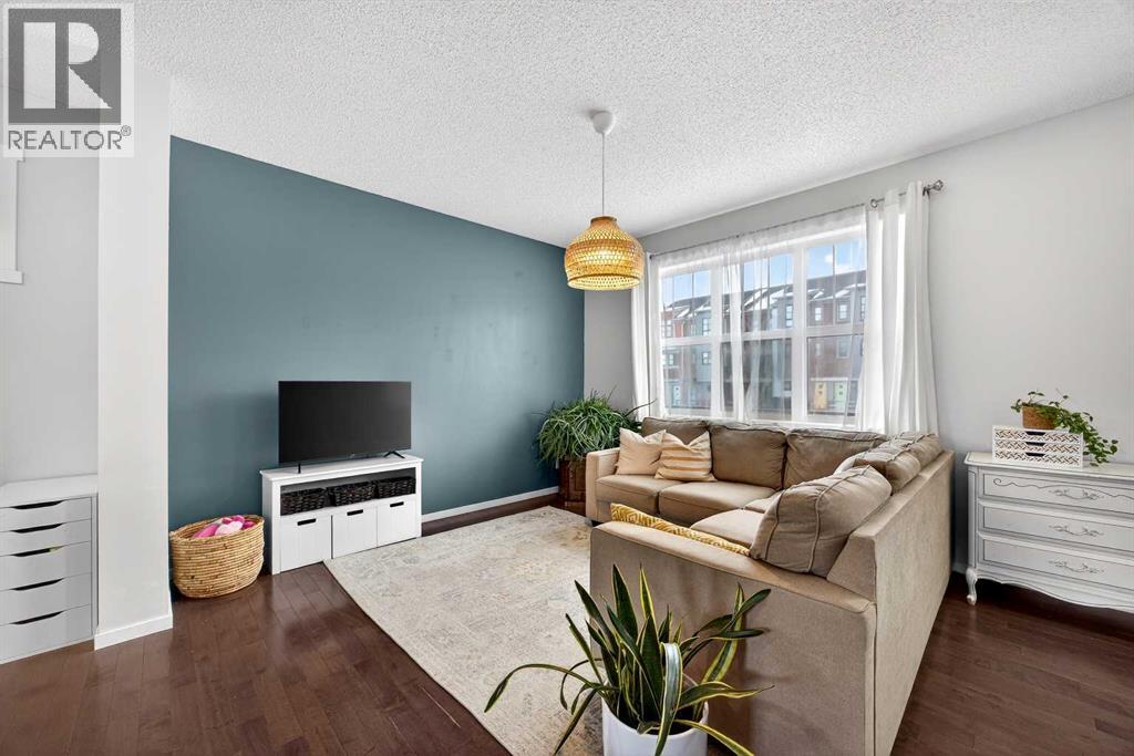 369 Walden Parade Se, Calgary, Alberta  T2X 0Z9 - Photo 5 - A2288126