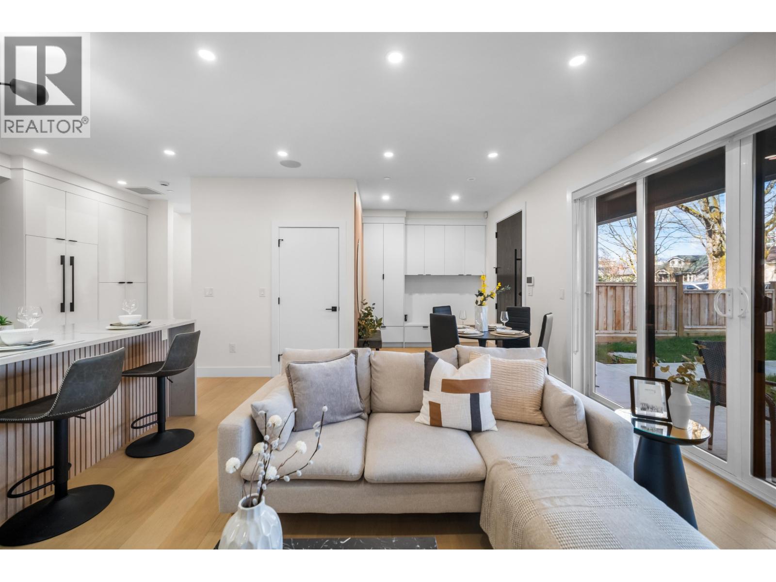 1 3576 E Pender Street, Vancouver, British Columbia  V5K 2E3 - Photo 5 - R3098482