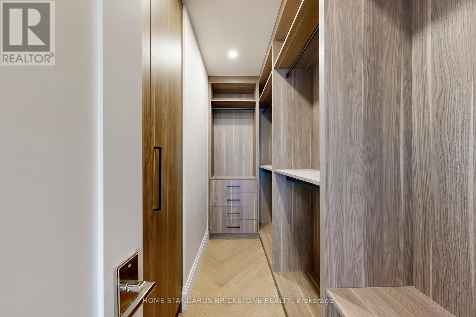 1001 - 40 Rosehill Avenue, Toronto (Rosedale-Moore Park), Ontario  M4T 1G5 - Photo 28 - C12870846