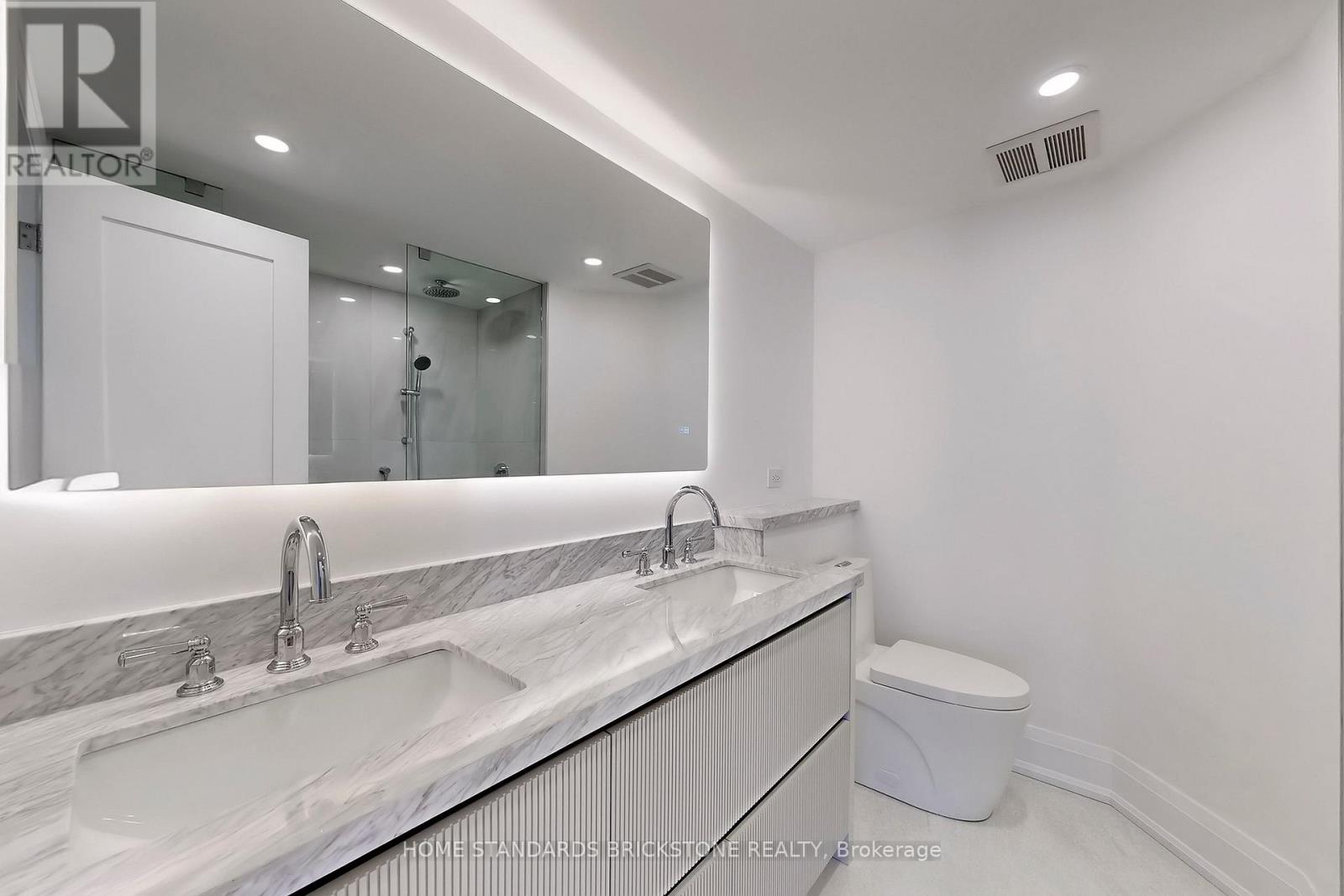 1001 - 40 Rosehill Avenue, Toronto (Rosedale-Moore Park), Ontario  M4T 1G5 - Photo 29 - C12870846