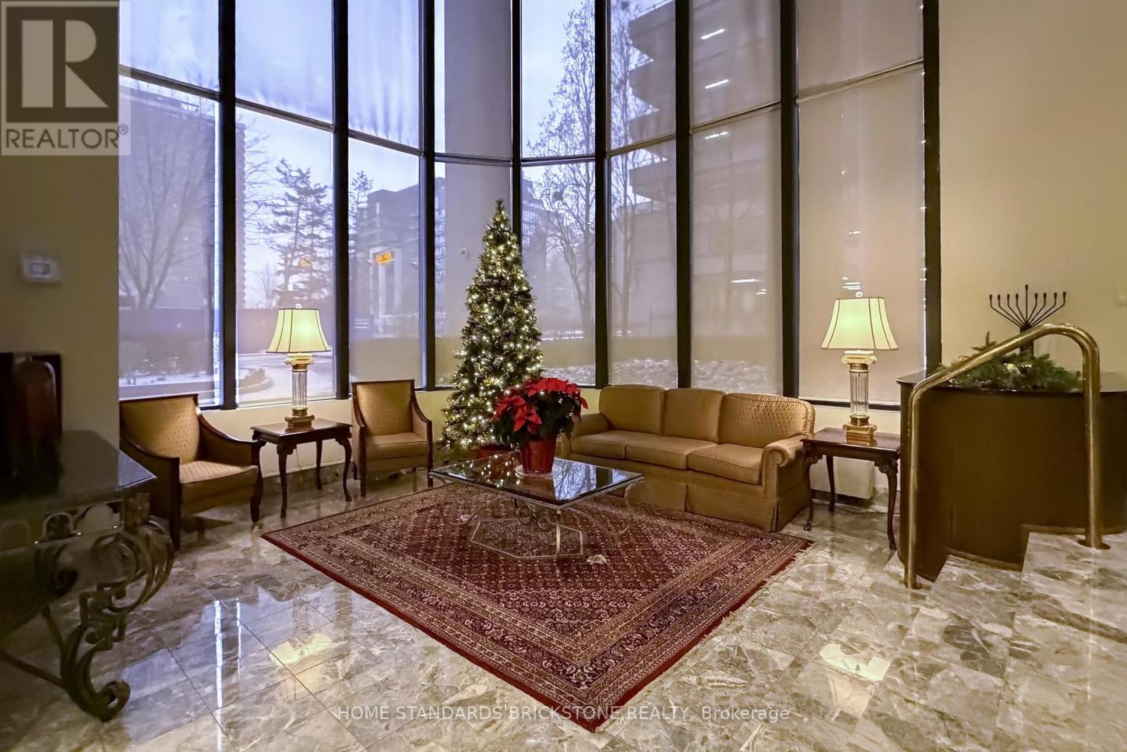 1001 - 40 Rosehill Avenue, Toronto (Rosedale-Moore Park), Ontario  M4T 1G5 - Photo 3 - C12870846