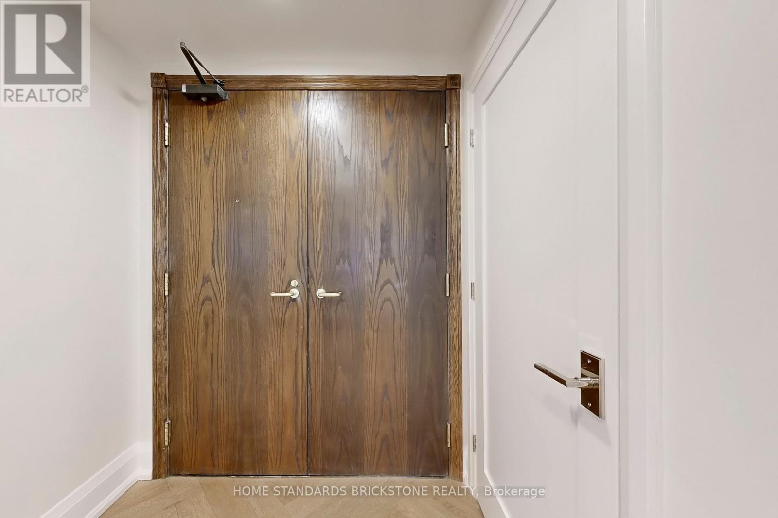 1001 - 40 Rosehill Avenue, Toronto (Rosedale-Moore Park), Ontario  M4T 1G5 - Photo 38 - C12870846