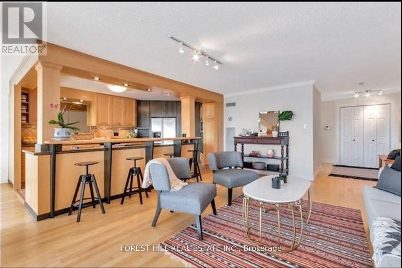 1505 - 130 Carlton Street, Toronto (Cabbagetown-South St. James Town), Ontario  M5A 4K3 - Photo 4 - C12870856