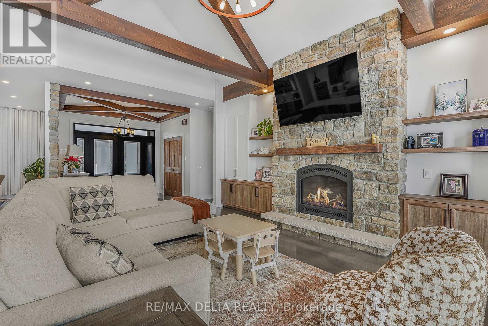 3815 Old Highway 17 Road, Clarence-Rockland, Ontario  K4K 1W2 - Photo 9 - X12870708