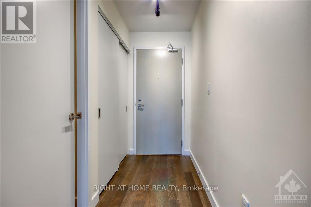 1109 - 224 Lyon Street N, Ottawa, Ontario  K1R 0C1 - Photo 4 - X12870812