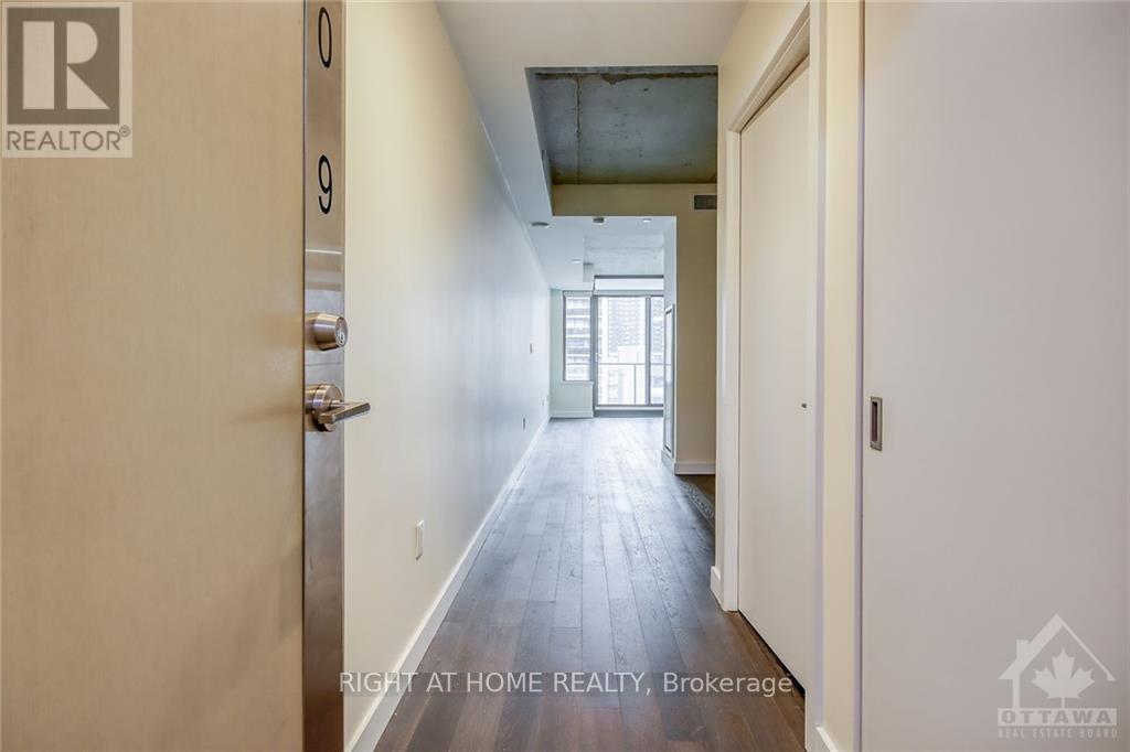 1109 - 224 Lyon Street N, Ottawa, Ontario  K1R 0C1 - Photo 5 - X12870812