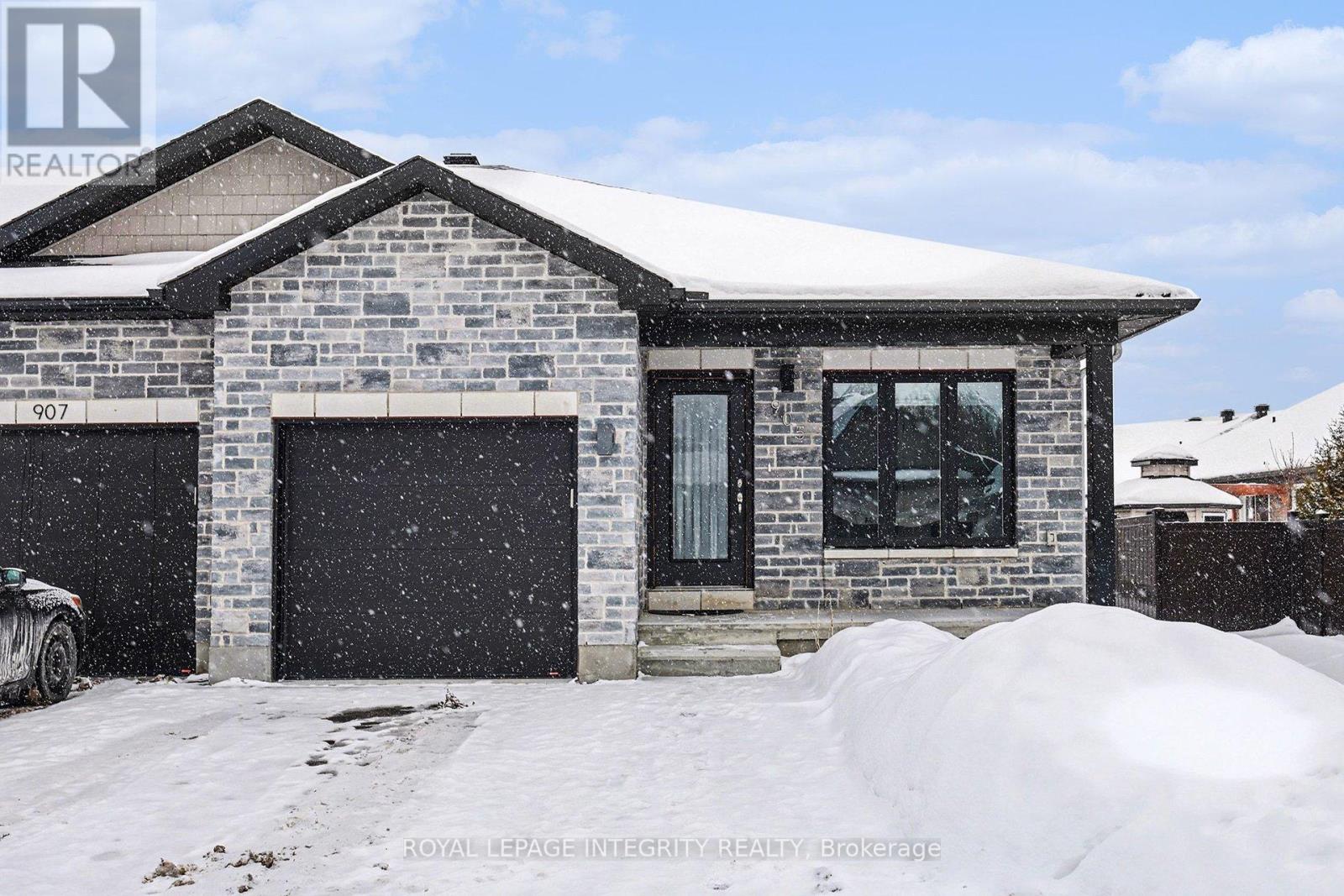 905 LEISHMAN DRIVE, mississippi mills, Ontario