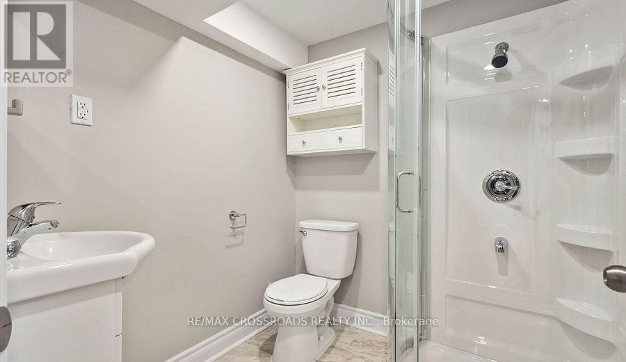 226 Mcnaughton Avenue, Oshawa, Ontario  L1H 3B6 - Photo 12 - E12868086