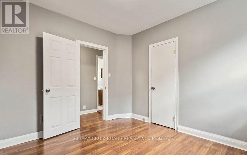 226 Mcnaughton Avenue, Oshawa, Ontario  L1H 3B6 - Photo 4 - E12868086