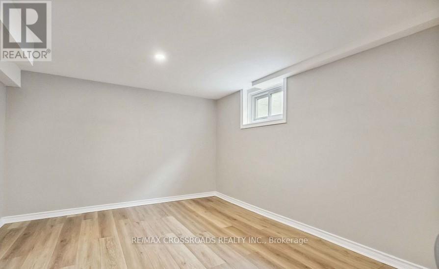 226 Mcnaughton Avenue, Oshawa, Ontario  L1H 3B6 - Photo 15 - E12868086