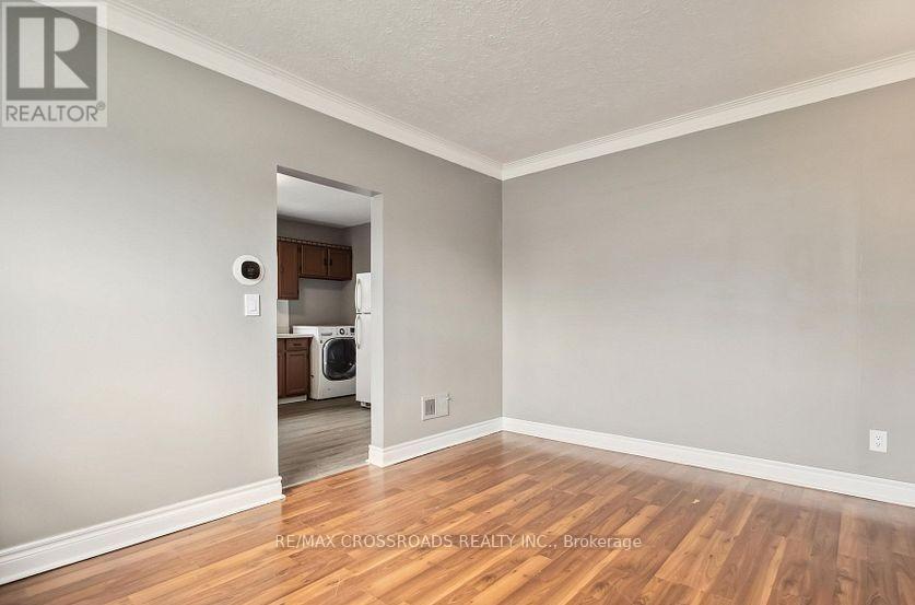 226 Mcnaughton Avenue, Oshawa, Ontario  L1H 3B6 - Photo 9 - E12868086