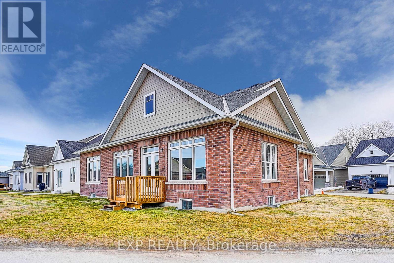 4 Palmira Drive, Georgina (Sutton & Jackson's Point), Ontario  L0E 1R0 - Photo 25 - N12865538