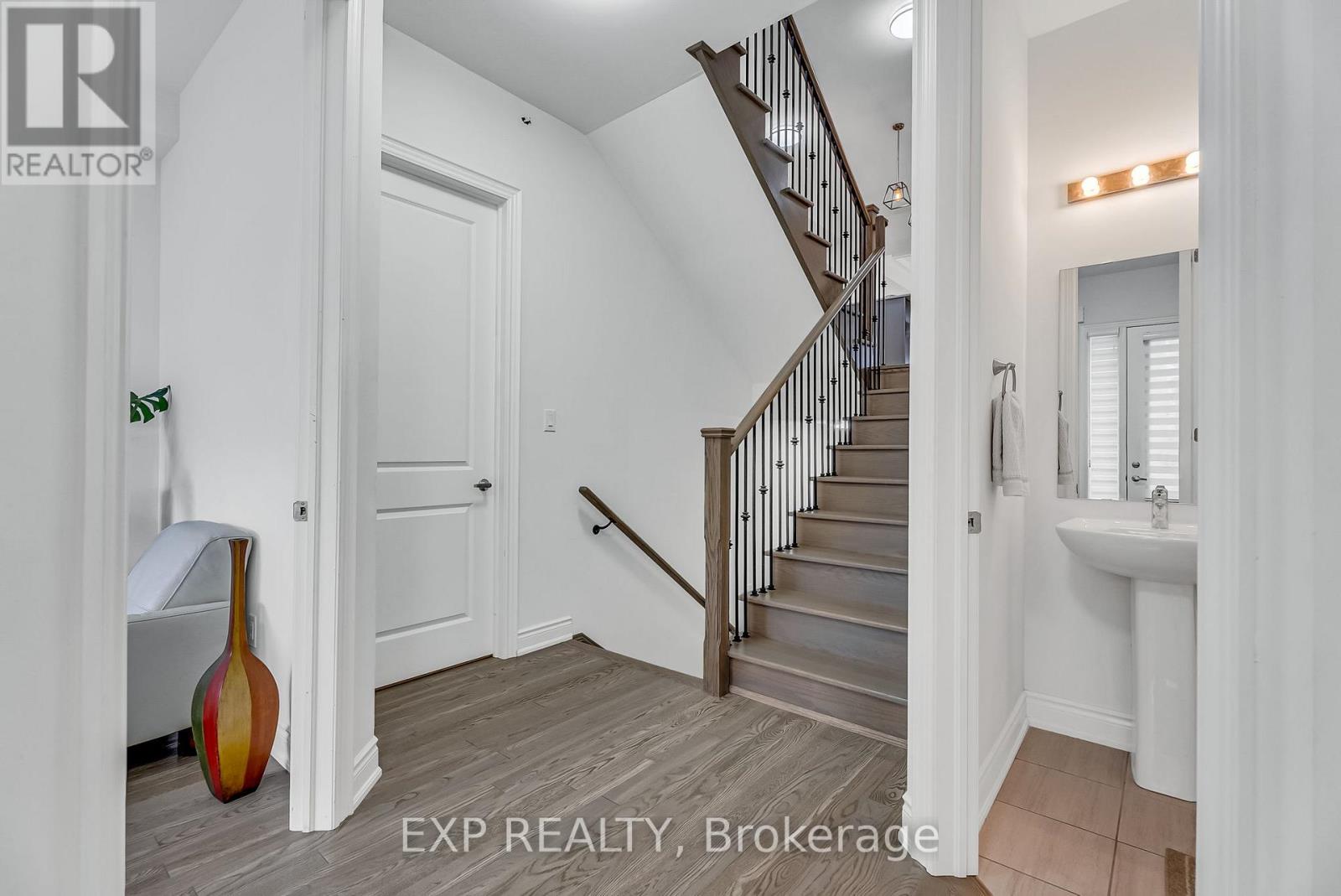 9548 Weston Road, Vaughan, Ontario  L4H 0P4 - Photo 4 - N12870796